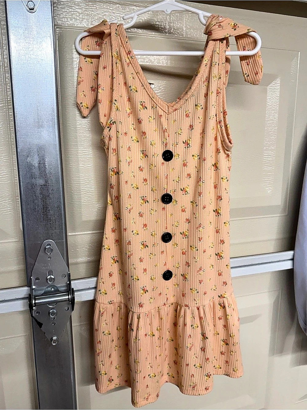Kids Floral Dress in Peach Like New